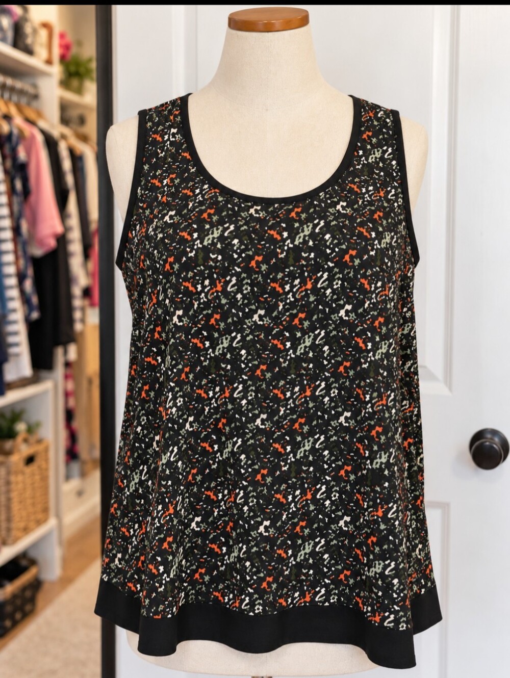 Penningtons Black Abstract Print Sleeveless Tank Top